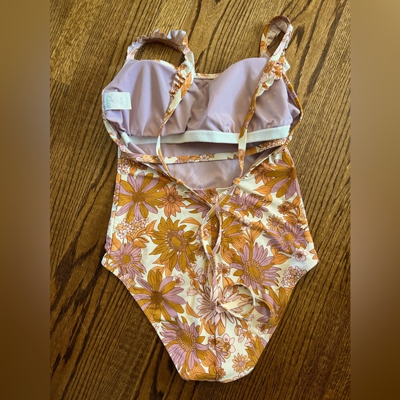 Retro Floral One Piece Swimsuit - Picture 2 of 4